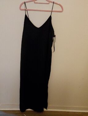 Minimal Black Spaghetti-Strap Maxi Dress